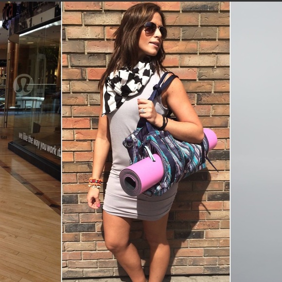 Lululemon Vinyasa Scarf *Rulu Light in Bold Stripe - Picture 7 of 12